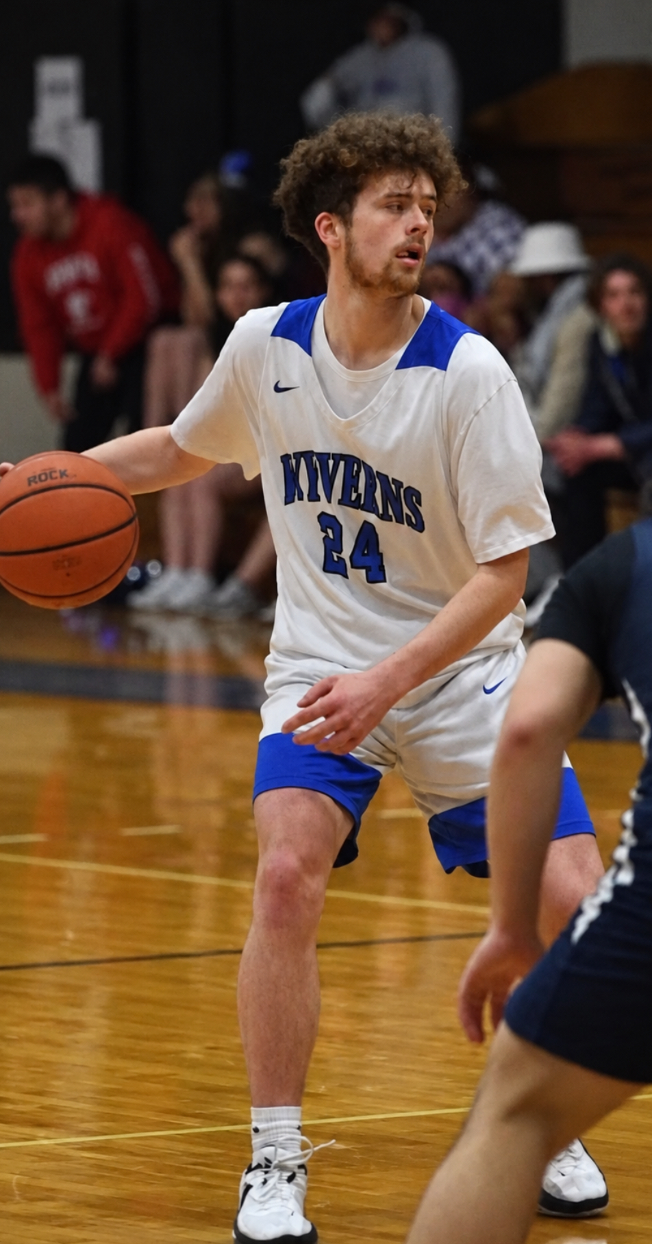 Connor Manning dribbling the ball during a game