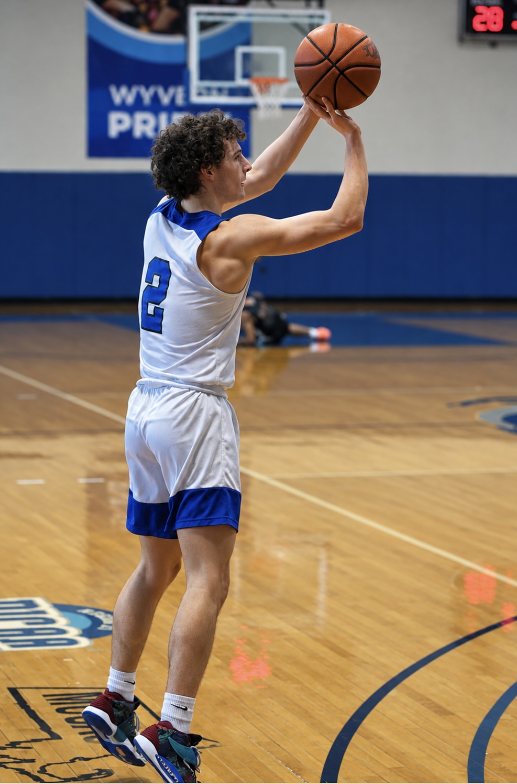 Sean Manning shooting a jump shot
